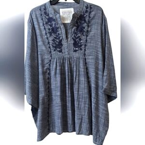 Kyla Seo Ladies Top Size M